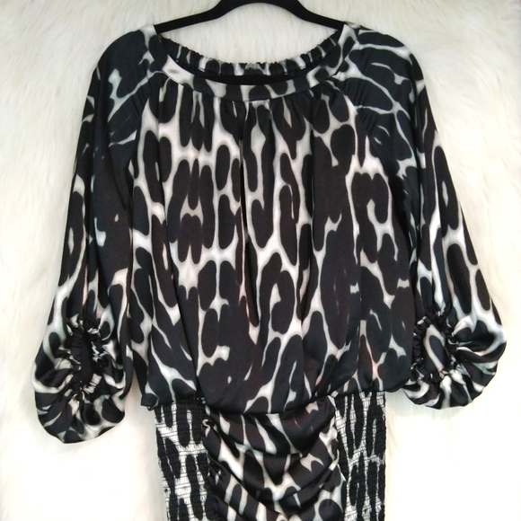 Jessica Simpson Black White and Gray Animal Print Long Sleeve Dress Size 6 - Picture 4 of 10